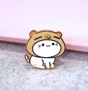 cat in hat (capybara) enamel pin